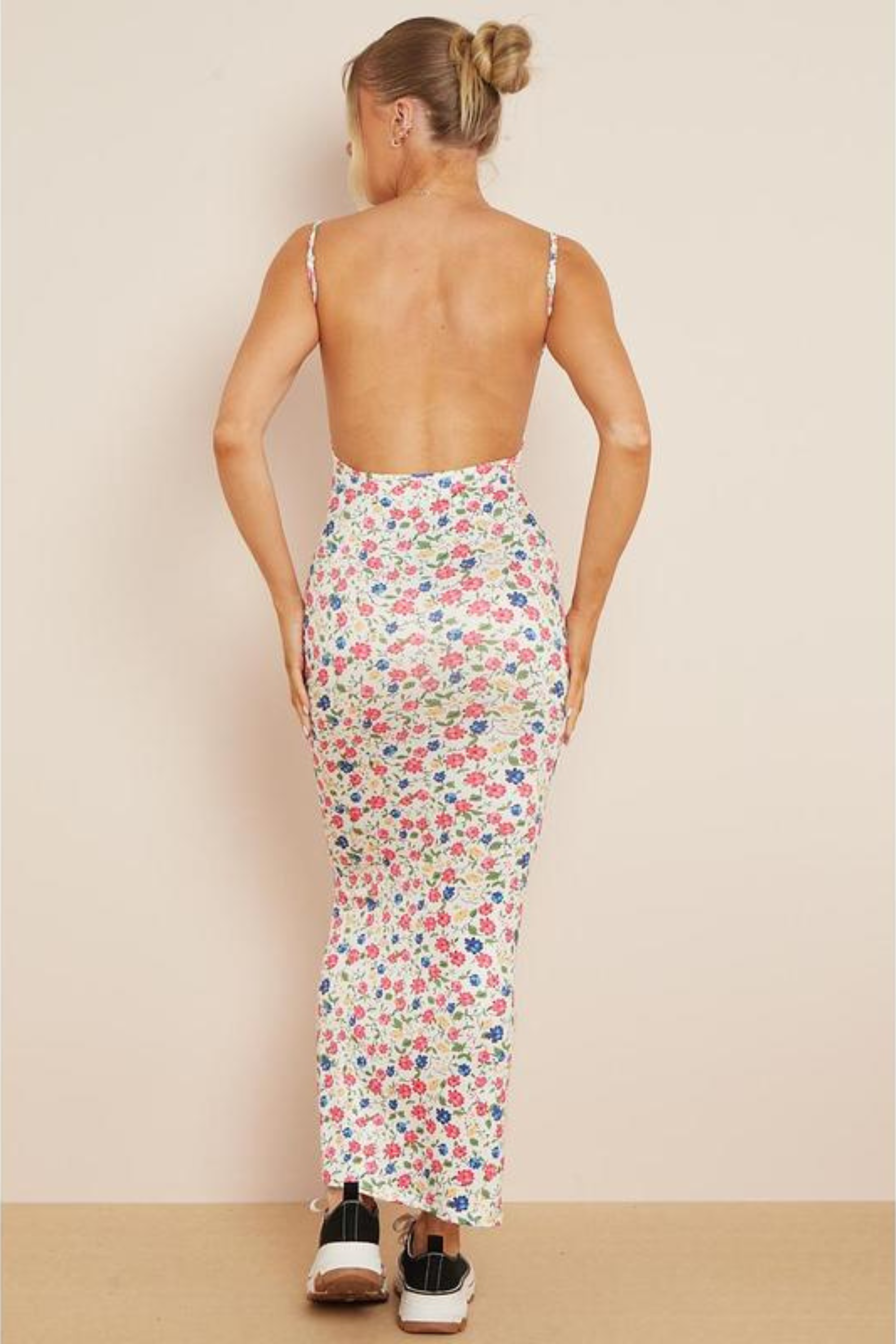 Domenica - Calista Floral Maxi Dress by Ares Milano